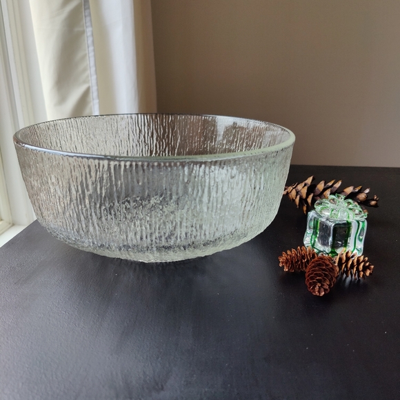 Vintage | Indiana Glass | Crystal Ice / Tree Bark | large serving bowl - Picture 1 of 11